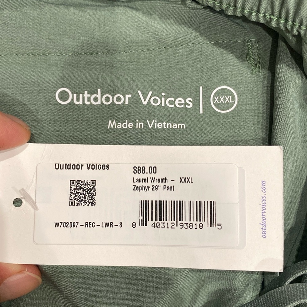 NWT Outdoor Voices Zephyr Pants 29”, Laurel Wreath. 2 front pockets w/ zippers - Picture 5 of 5